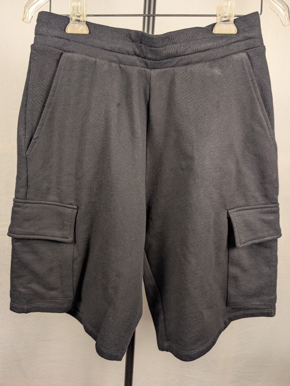 A-118 ASOS DESIGN Black Cargo Sweat Shorts Men's Small Drawstring Cotton